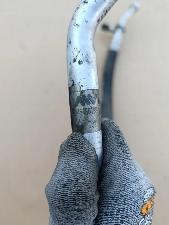 AC-putki RENAULT MASTER III 924548618R image 5