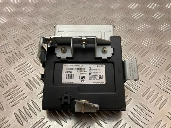 Hyundai Ioniq Keyless Start Module OEM 95480G7630 image 2