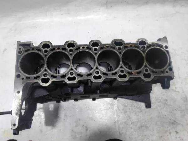 BMW Motorblock OEM 7788546 - Gebrauchter Zustand image 2