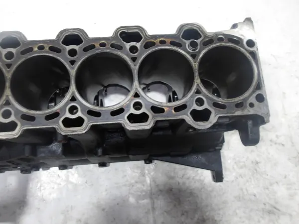 BMW Motorblock OEM 7788546 - Gebrauchter Zustand image 3