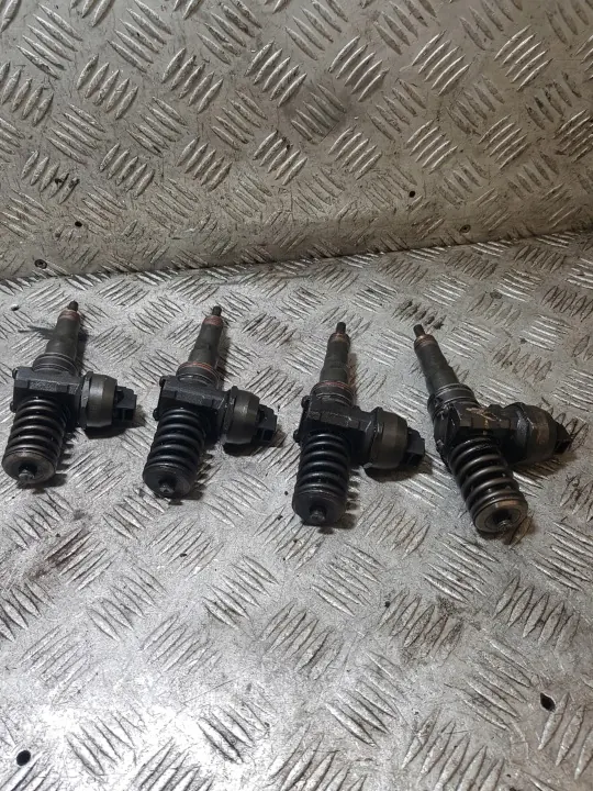 Spolarpump OEM 038130073AF för Ford Galaxy MK1 image 5