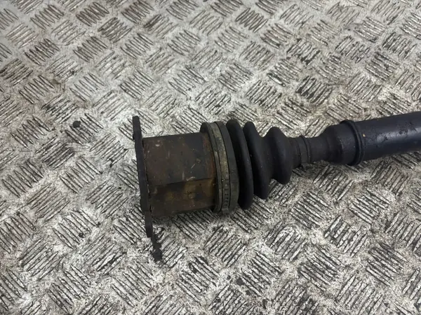 Volkswagen Bora 2002 Främre halvmuff 1J0407272HD image 2