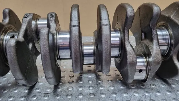 VW CRAFTER 2.5TDI Vevaxel 076105101 image 7