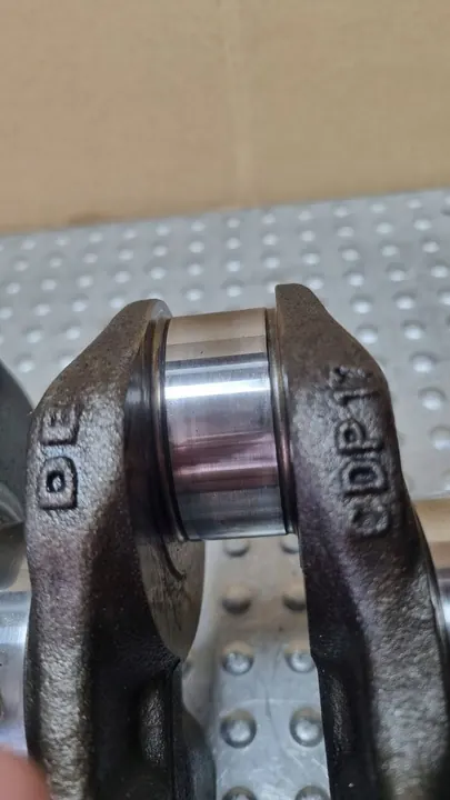 VW CRAFTER 2.5TDI Vevaxel 076105101 image 9