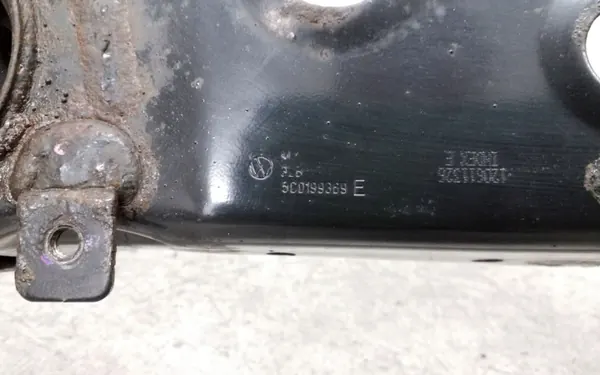 Chariot de Poutre Avant OEM 5C0199369E pour VW Jetta image 3