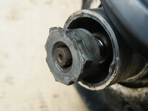 Compressore Aria Condizionata Audi A6 C6 2.0 TDI - Danneggiato image 8