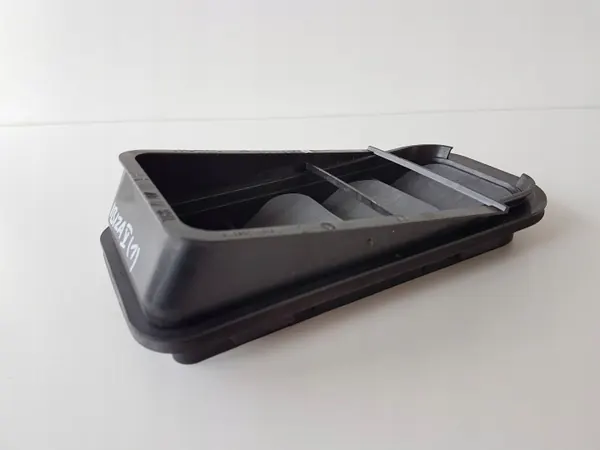 Lüftungsgitter OEM 6F0819356A für Seat Ibiza V (KJ) image 3