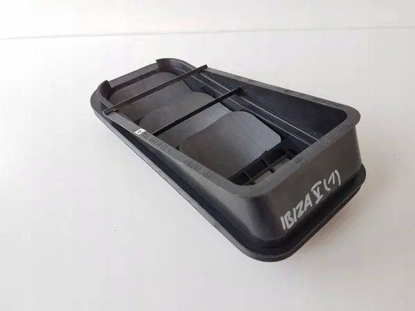 Lüftungsgitter OEM 6F0819356A für Seat Ibiza V (KJ) image 5
