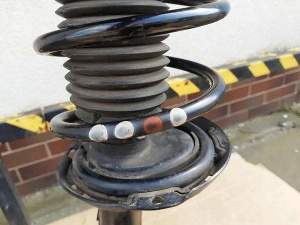 MERCEDES A W177 VÄNSTER HÖGER KULLEDA STÖTDÄMPARE image 4