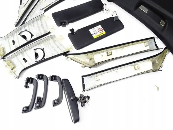 Clip de Teto BMW OE Usado OEM 7284008 image 9