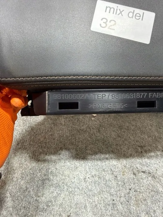 Armstöd Peugeot 3008 II OEM 9810060277 - Begagnad image 6