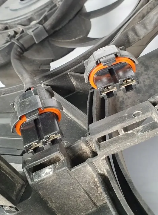 KYLARFLÄKT LAND ROVER FREELANDER II 6G91-8C607-BE image 2