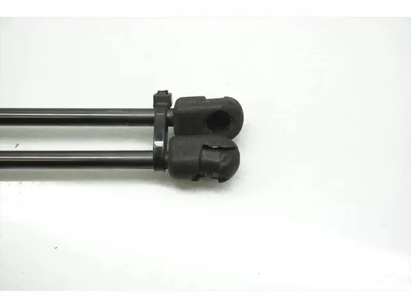 Vauxhall Astra Takaluukun Iskunvaimennin 2005 image 3