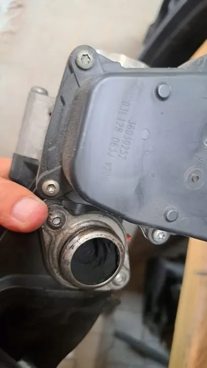 Corpo de borboleta de ar Audi A1 8X Skoda Rapid 1.6 TDI image 4