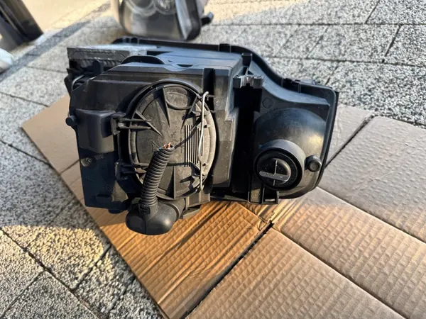 AUDI A3 8P S3 Faro Xenón Izquierdo Europa 8P0941003R image 4