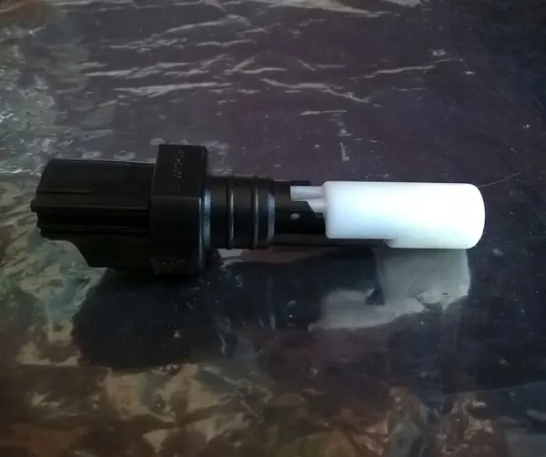 Pyyhkijän nesteen tason anturi Ford image 4