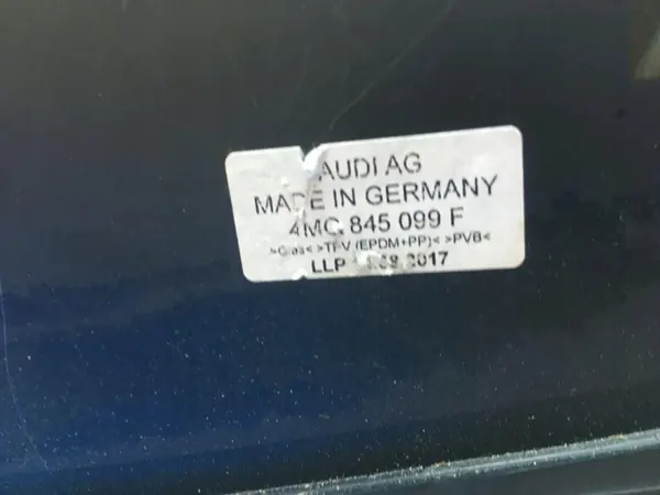 Pare-brise Avant Audi Q7 2017 OEM 4M0845099F image 8