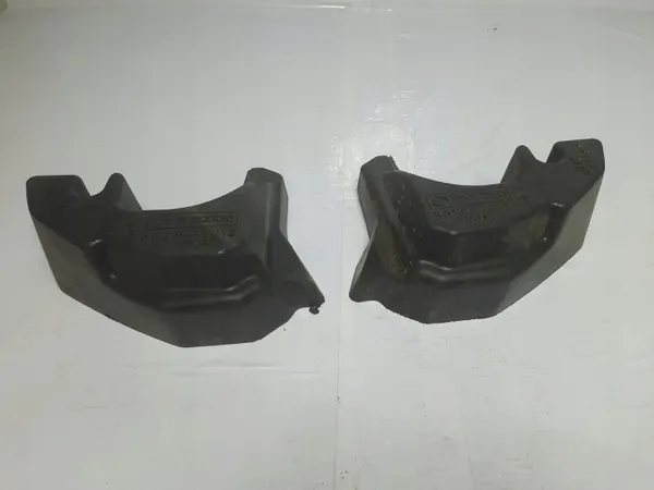 Mazda CX-5 II stänkskärmstätning OEM KB7W-56J13 image 2