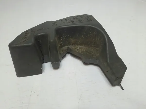 Mazda CX-5 II stänkskärmstätning OEM KB7W-56J13 image 3