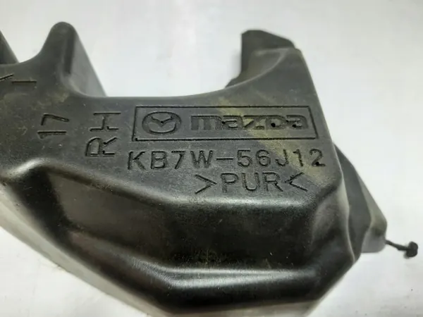 Mazda CX-5 II stänkskärmstätning OEM KB7W-56J13 image 9