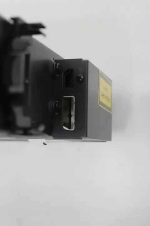 Cambiador CD con cargador OEM A2038209089 usado image 7