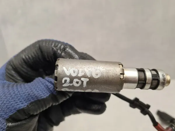 Válvula sensor bomba aceite OEM 31452763 para Volvo image 5