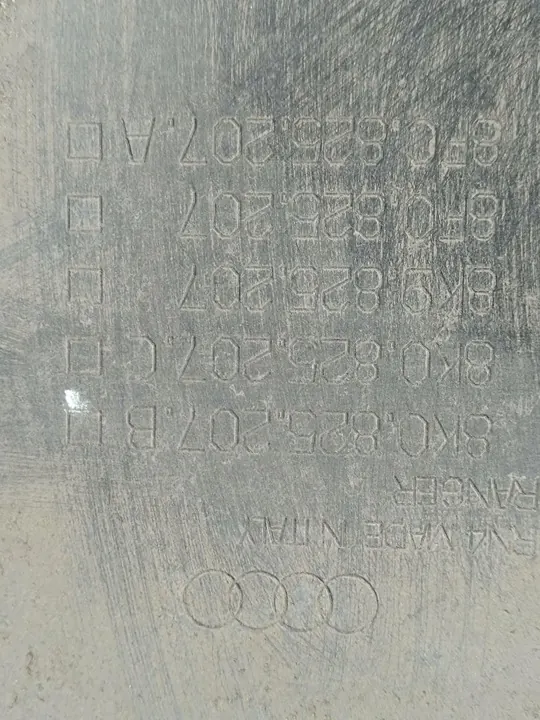 Underbodsskydd Vänster Audi A4 B8 1.8 TFSI image 7