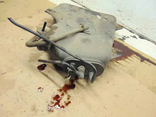 FAP Vloeistoftank Peugeot 807 2.0HDI image 4