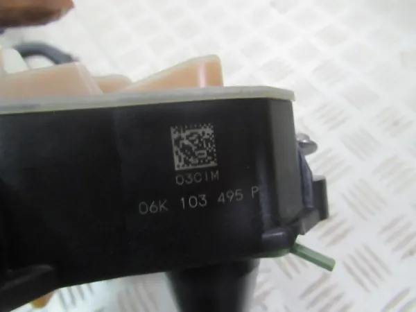 Öljyseparatori VW Audi Skoda 06K103495P OEM image 3