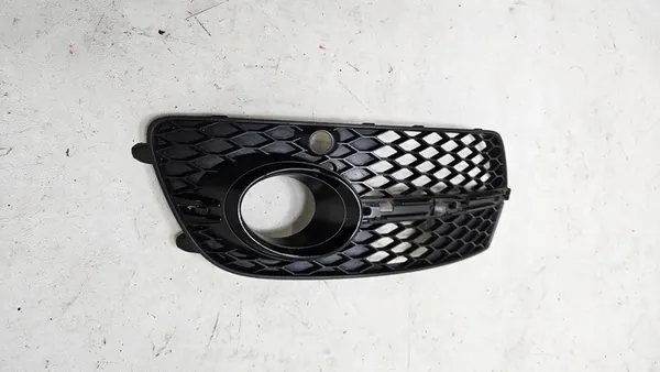 Rejilla de parachoques izquierda Audi Q5 8R0807681S image 5