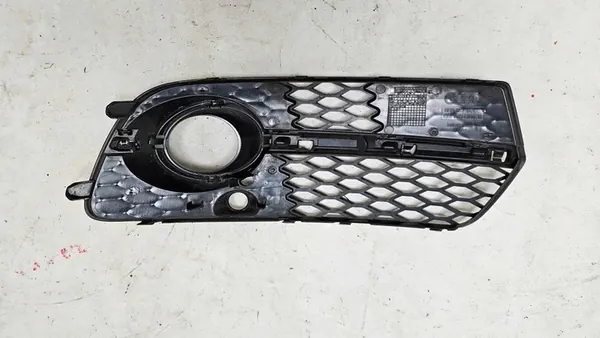 Rejilla de parachoques izquierda Audi Q5 8R0807681S image 7