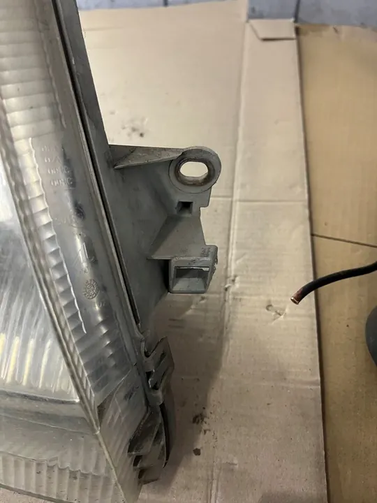 Renault Master II 2.5 DCI - Faro derecho 8200163518 image 2