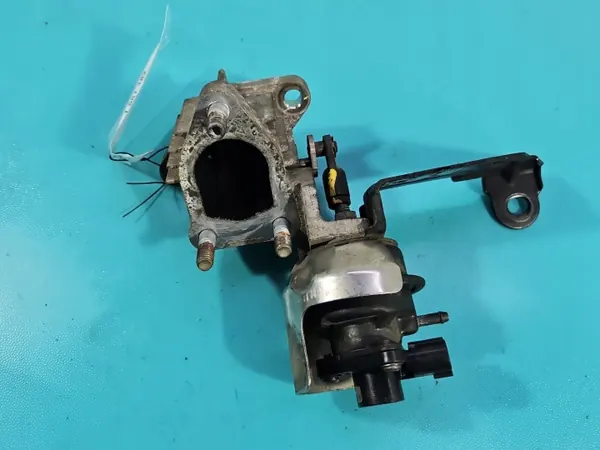 Soupape Hyundai OEM 28410-2F700 pour IX35 2009-2013 image 3