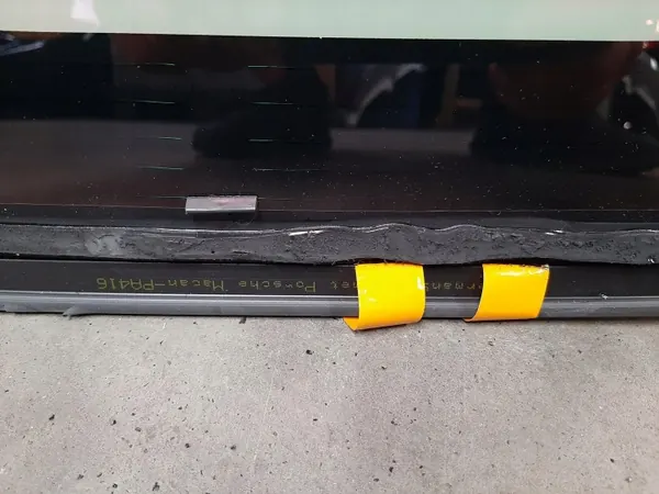 Para-brisas Porsche Macan OEM 95B845011HY - Usado image 5