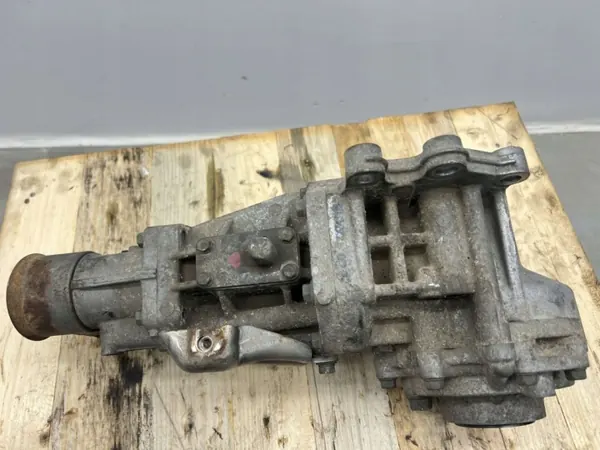 Reductor Mitsubishi OE MMAUTKO-7298-067023 Usado image 4