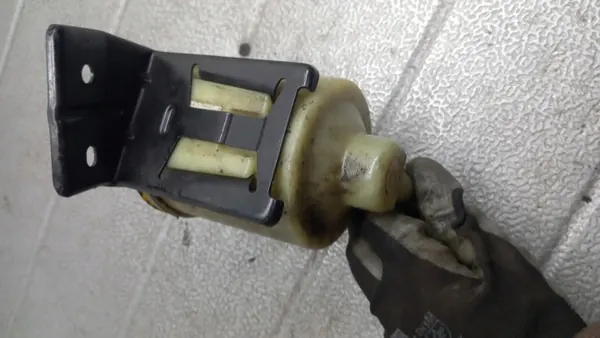 Réservoir direction assistée OEM 01 pour Nissan Qashqai image 4