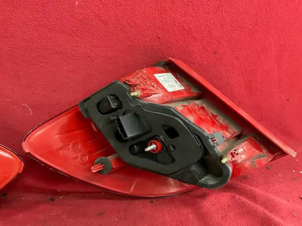 Luz Trasera Izquierda Derecha RENAULT THALIA II 08-12 image 8