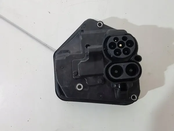 Tesla 1490374-20-E Ladeanschluss OEM image 3
