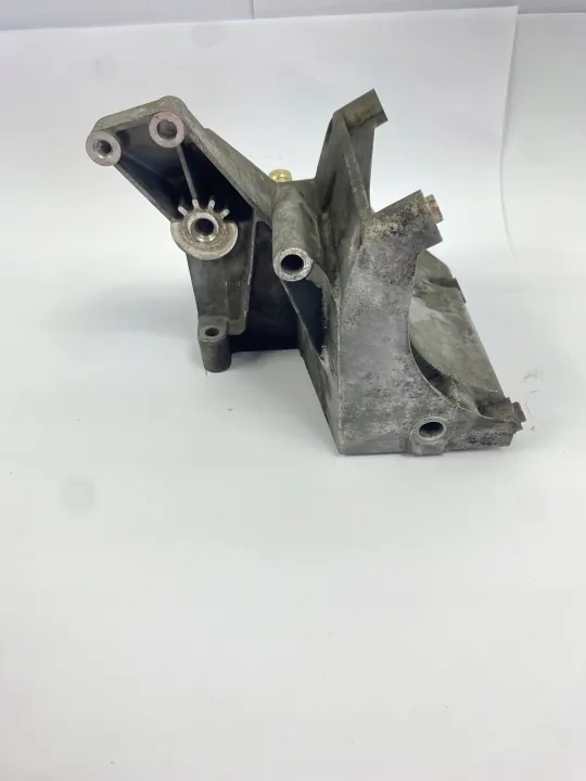 Support Compresseur Clim OEM 1031310935 Mercedes W124 image 4