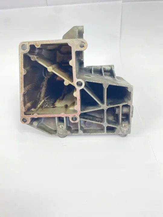 Support Compresseur Clim OEM 1031310935 Mercedes W124 image 7