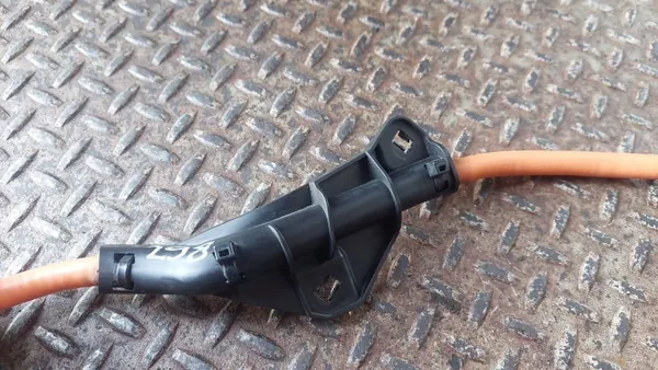 Kaapelisuojat Mercedes A W177 2021 OEM A1775409632 image 7