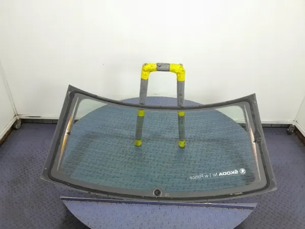 Skoda Octavia III Kombi Achterklep Glas OEM 309994/Lochow image 3