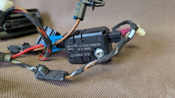 BMW 1 F20 F21 deurharness OEM 9377731 image 3