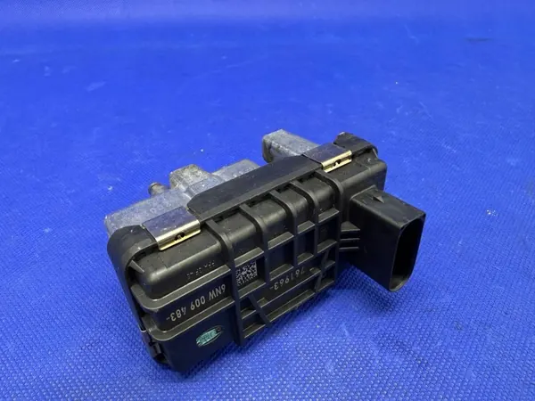 Turbostyrning OEM 6NW009483 - Begagnad Audi OE image 2