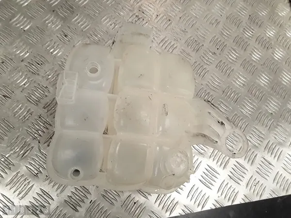 Kühlmittelbehälter OEM pz138a080KA für Ford image 4