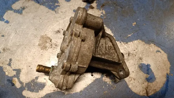 Imupumppu VW CRAFTER 2.5L Diesel 722300690 image 2