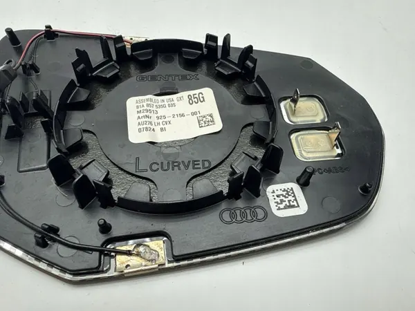Inserção de espelho Audi Q2 OEM 81A857535G - Usado image 4