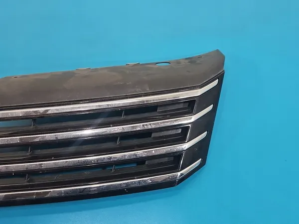 VW Passat B7 Grill 2010-2014 image 2