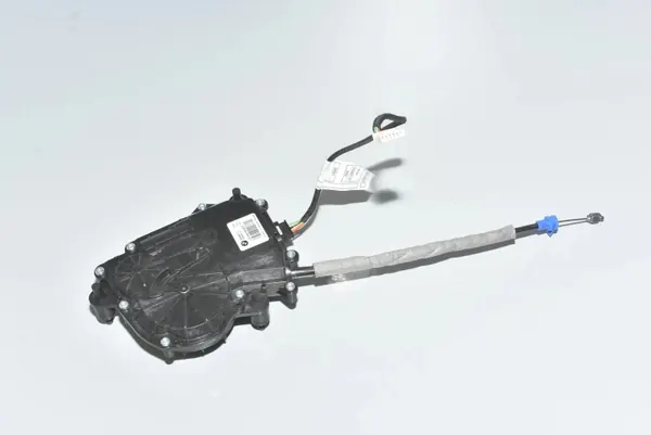 BMW X5 G05 Kofferraum-Schließmechanismus OEM 7441630 image 2