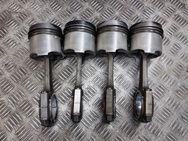 Mäntä & Vapaakanki Set OEM TŁOK + KORBOWÓD - Toyota Corolla image 2